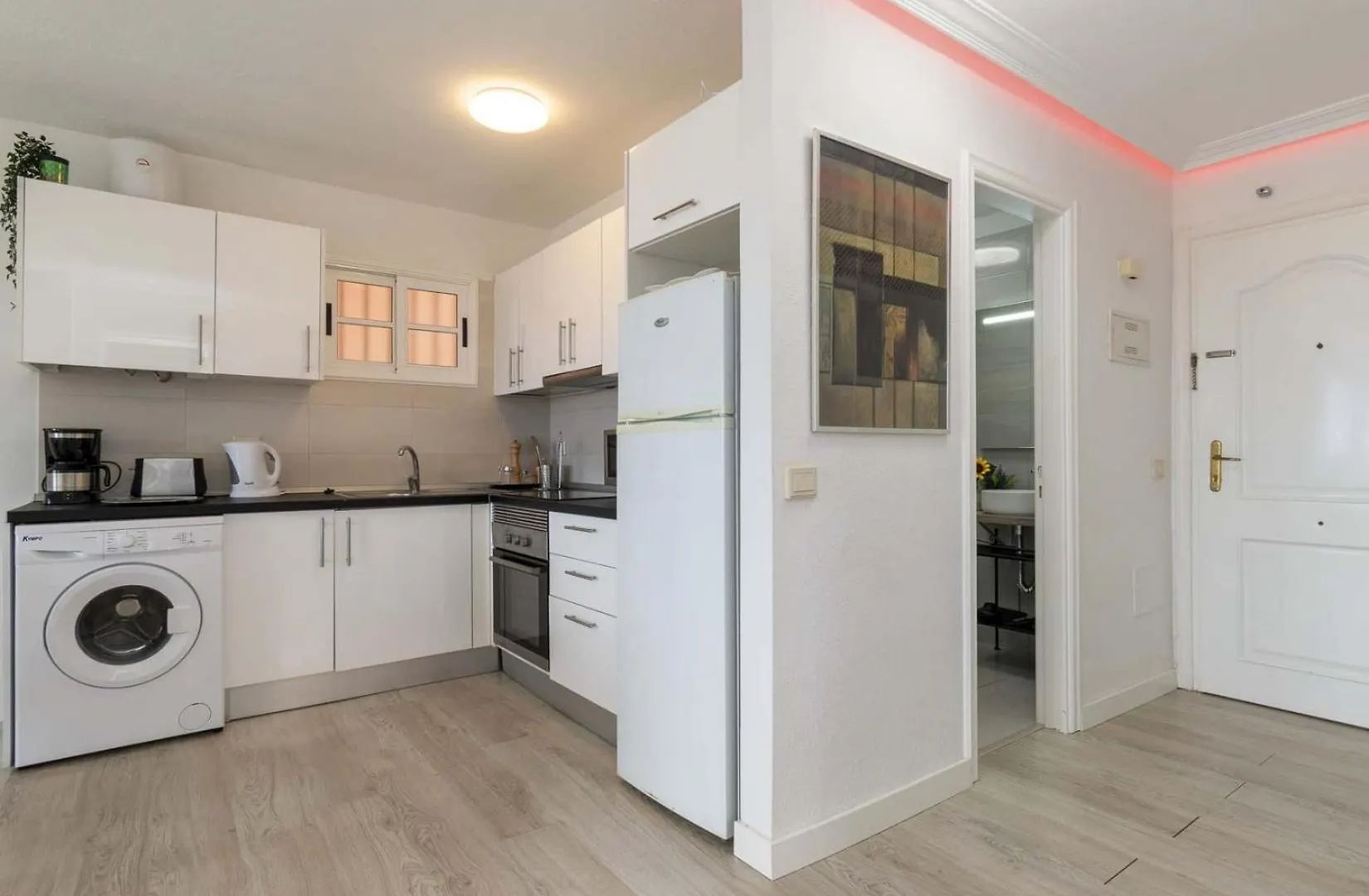 The Heights Apartment Los Cristianos Los Cristianos  0*, Los Cristianos (Tenerife) Spain